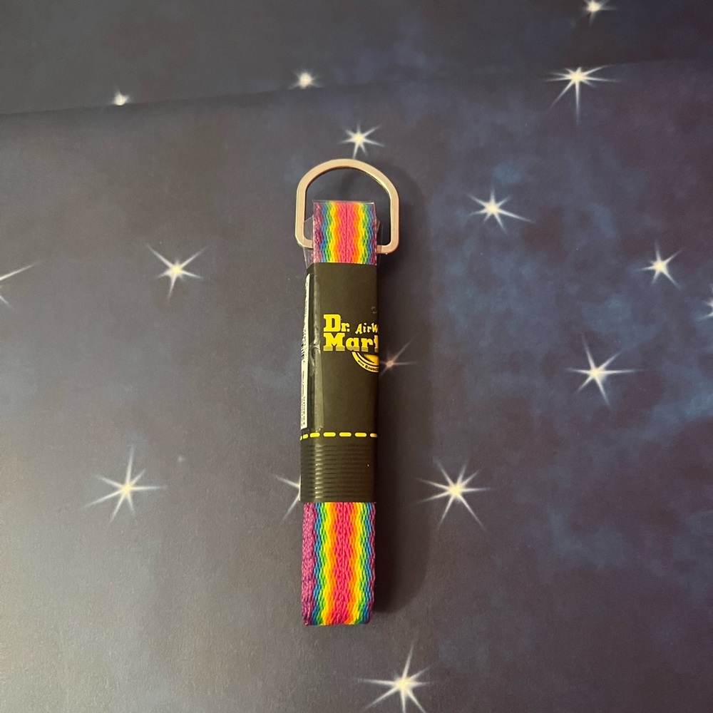 🌈DR MARTENS RAINBOW 55 INCH FLAT SHOE LACES (8-10 EYE) NWT - Picture 4 of 6